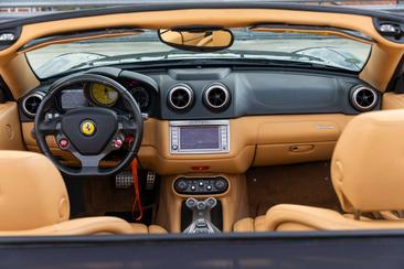 Ferrari California — photo 15