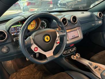 Ferrari California — photo 15