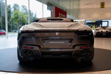 Ferrari Roma Spider — photo 2