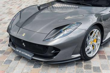 Ferrari 812 Superfast — photo 34