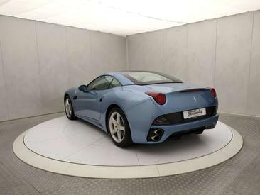 Ferrari California — photo 6