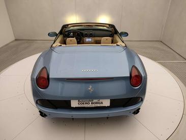 Ferrari California — photo 12