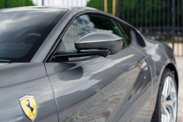 Ferrari 812 Superfast — photo 38
