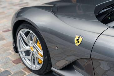 Ferrari 812 Superfast — photo 39