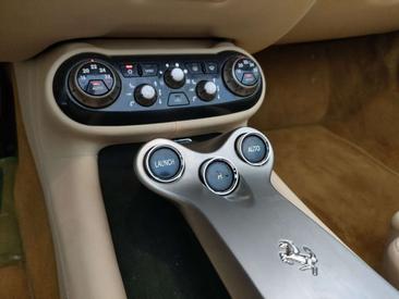 Ferrari California — photo 16