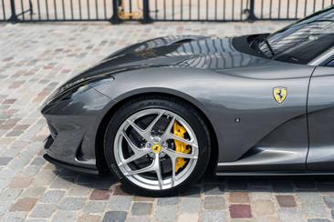 Ferrari 812 Superfast — photo 40