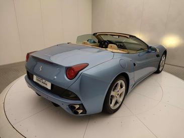 Ferrari California — photo 19