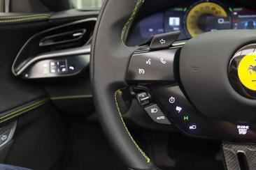 Ferrari SF90 Spider — photo 11