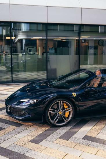 Ferrari 296 GTS — photo 9