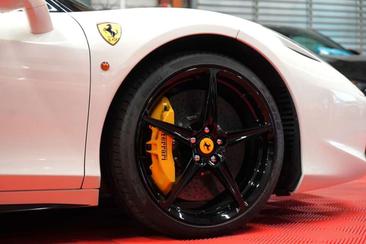 Ferrari 458 Italia — photo 7