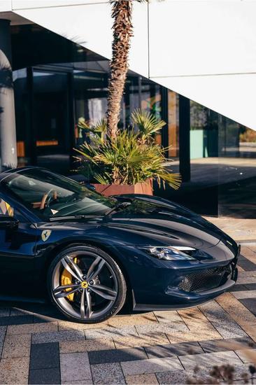 Ferrari 296 GTS — photo 12