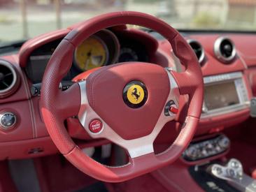 Ferrari California — photo 5