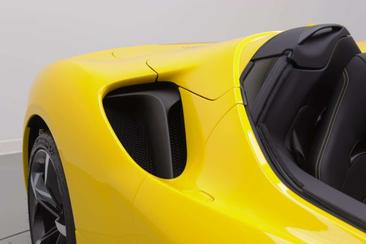Ferrari SF90 Spider — photo 29
