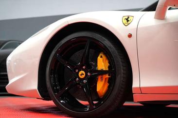 Ferrari 458 Italia — photo 19