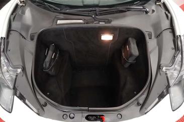 Ferrari 458 Italia — photo 23