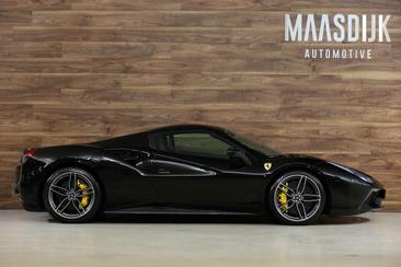 Ferrari 488 Spider — photo 6