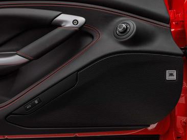 Ferrari F8 Tributo — photo 21