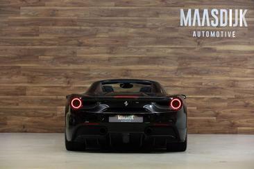 Ferrari 488 Spider — photo 10