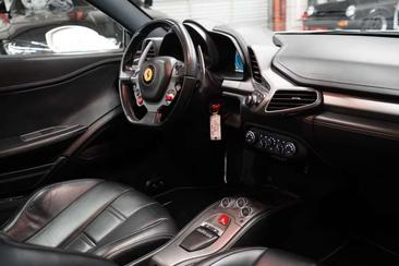 Ferrari 458 Italia — photo 39
