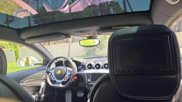 Ferrari FF — photo 24