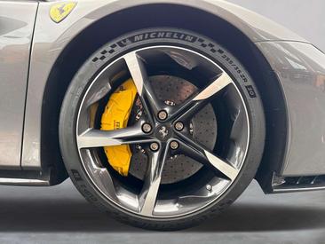 Ferrari SF90 Stradale — photo 10
