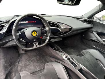 Ferrari SF90 Stradale — photo 11