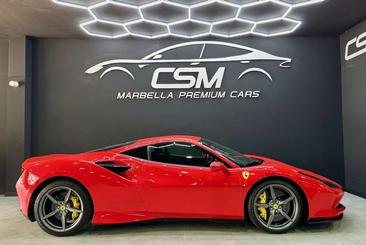 Ferrari F8 Tributo — photo 6