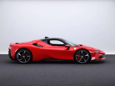 Ferrari SF90 Stradale