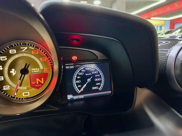 Ferrari F8 Tributo — photo 19