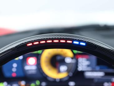 Ferrari SF90 Stradale — photo 13