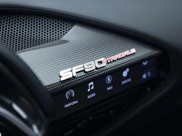 Ferrari SF90 Stradale — photo 17