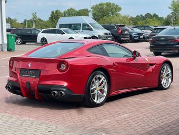 Ferrari F12 Berlinetta — photo 6