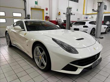 Ferrari F12 Berlinetta — photo 2