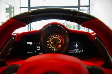 Ferrari 488 GTB — photo 10