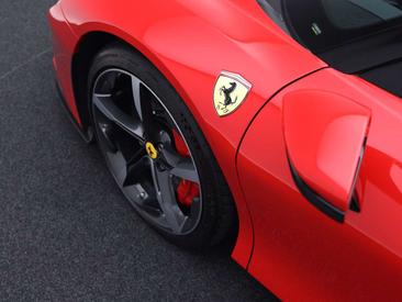 Ferrari SF90 Stradale — photo 25