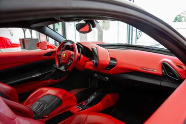Ferrari 488 GTB — photo 14
