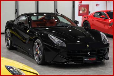 Ferrari F12 Berlinetta — photo 3