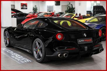 Ferrari F12 Berlinetta — photo 5