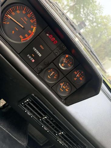 Ferrari Mondial 3.2 — photo 9