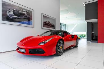 Ferrari 488 GTB — photo 19