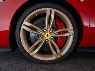Ferrari 296 GTB — photo 12