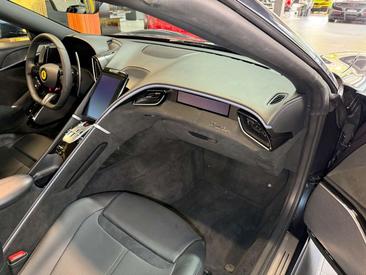 Ferrari Roma Spider — photo 17