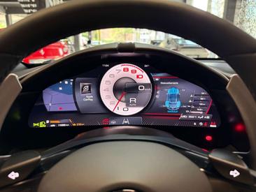 Ferrari Roma Spider — photo 19