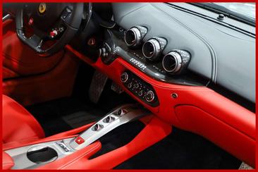 Ferrari F12 Berlinetta — photo 12