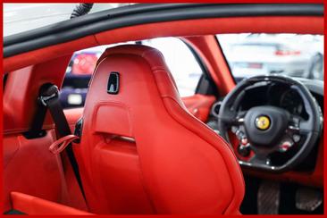 Ferrari F12 Berlinetta — photo 13