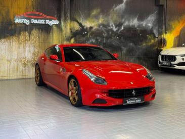 Ferrari FF — photo 8