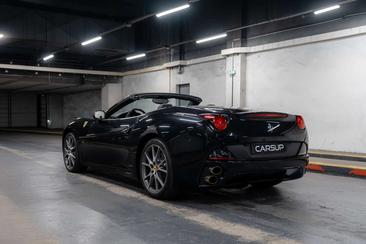 Ferrari California — photo 6