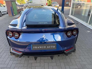 Ferrari 812 Superfast — photo 12