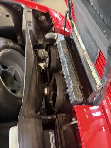 Ferrari Mondial 3.2 — photo 42
