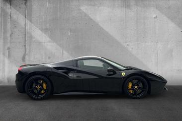 Ferrari 488 GTB — photo 10